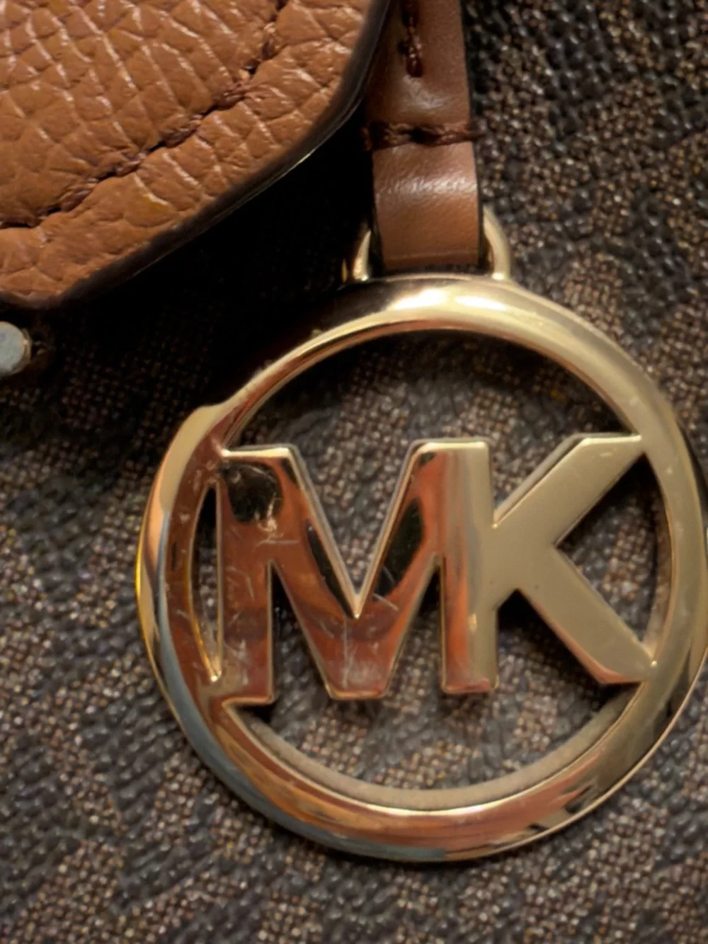 Michael Kors guc signature
